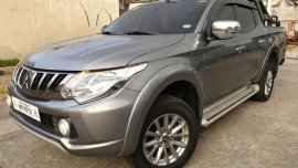 For sale 2017 Mitsubishi Strada Manual Diesel in Pasig
