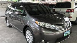 Sell Grey 2013 Toyota Sienna at Automatic Gasoline at 22000 km in Quezon City