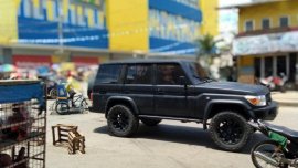 Selling Toyota Landcruiser Prado 2011 at 30000 km in Oton