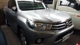 Selling Silver Toyota Hilux 2017 in Quezon City