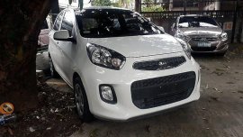 Selling White Kia Picanto 2016 Automatic Diesel for sale