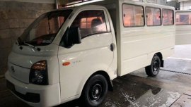 2nd Hand Hyundai H-100 2014 at 70000 km for sale