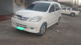 Selling 2nd Hand Toyota Avanza 2013 in Quezon City