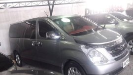 Gold Hyundai Starex 2015 at 30000 km for sale