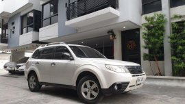 Sell 2nd Hand 2011 Subaru Forester Automatic Gasoline at 52000 km in Marikina