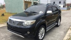 Selling Toyota Fortuner 2012 Automatic Diesel in Imus