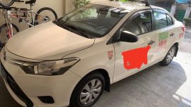 Sell 2nd Hand White Toyota Vios 2013 in Quezon City