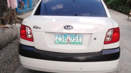 2nd Hand White Kia Rio 2009 Gasoline Manual