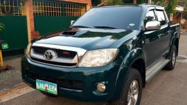 Selling 2nd Hand Toyota Hilux 2010 for sale in San Mateo