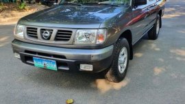 Selling 2nd Hand Nissan Frontier 2009 Manual Diesel at 60000 km in Pasig