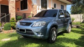 Selling 2nd Hand Ford Escape 2010 for sale in Angeles