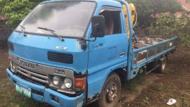 Selling Isuzu Elf 1990 Manual Diesel in Lipa