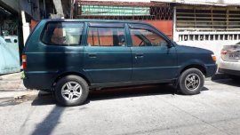 Selling 2nd Hand Toyota Revo 2000 in Quezon City