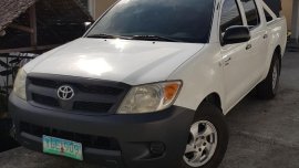 Selling 2nd Hand Toyota Hilux 2007 at 65709 km for sale