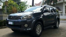 2nd Hand Toyota Fortuner 2013 at 50000 km for sale in Quezon City