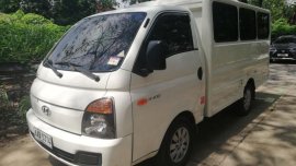 Selling 2nd Hand Hyundai H-100 2014 in Marikina