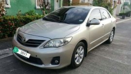 Selling Toyota Corolla Altis 2011 Automatic Diesel in Cabuyao