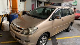 Selling 2nd Hand Toyota Innova 2005 in Quezon City