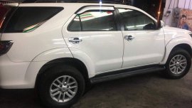 Selling 2nd Hand Toyota Fortuner 2014 Manual Diesel at 100000 km in Silang