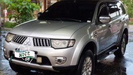 Selling 2nd Hand Mitsubishi Montero 2011 in Samal