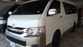 Selling White Toyota Hiace 2017 Automatic Diesel at 9000 km 
