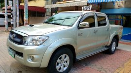 2nd Hand 2011 Toyota Hilux for sale in Quezon City