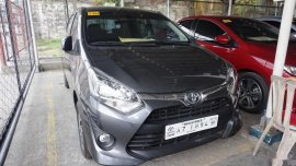 Selling Grey Toyota Wigo 2018 Hatchback Manual Gasoline in Manila