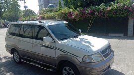 Selling 2nd Hand Toyota Revo in Biñan