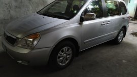 Used Kia Carnival 2013 at 130000 km for sale