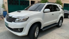 Selling Toyota Fortuner 2012 Automatic Diesel in Quezon City