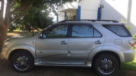 Selling 2nd Hand Toyota Fortuner 2009 Automatic Diesel at 100000 km in San Fernando