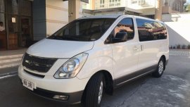 Selling Hyundai Grand Starex 2009 Manual Diesel in Quezon City
