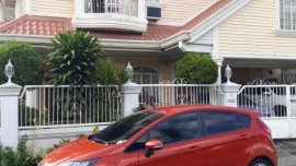 2nd Hand Ford Fiesta 2011 for sale in Lipa