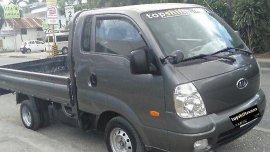 Selling Hyundai H-100 2015 Manual Diesel at 50000 km 