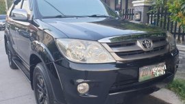 2nd Hand Toyota Fortuner 2006 Automatic Diesel for sale in Bacolor
