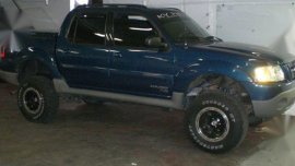 Sell 2nd Hand 2003 Ford Explorer at 90000 km in Makati