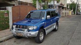 Selling Blue Mitsubishi Pajero 2000 Automatic Diesel in Marikina