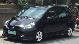 Selling 2nd Hand Honda Jazz 2006 in Manila