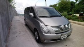 Selling 2nd Hand Hyundai Grand Starex 2016 Manual Diesel in Binangonan