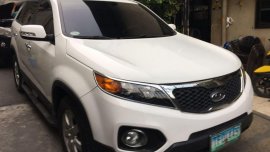 Selling Kia Sorento 2011 Automatic Gasoline in Makati