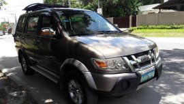 Used Isuzu Crosswind 2010 for sale in Tarlac City
