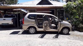 Selling Suv Beige Toyota Avanza 2012