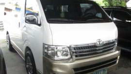 Selling 2013 Toyota Hiace Diesel Automatic in Paniqui
