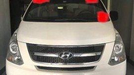 White Hyundai Grand Starex 2012 for sale in General Salipada K. Pendatun