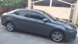 Selling Toyota Altis 2016 Manual Gasoline in Quezon City