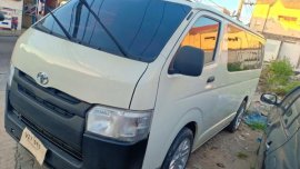 Sell Used 2017 Toyota Hiace Manual Diesel in Angeles