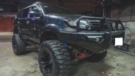 2nd Hand Toyota Fortuner 2005 Automatic Diesel for sale in Pasay