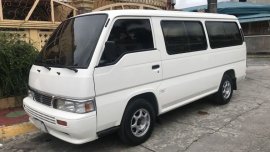 Selling 2014 Nissan Urvan Diesel Manual at 32000 km