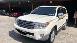 Selling Toyota Land Cruiser 2012 Automatic Diesel in Manila