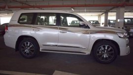 Brand New Toyota Land Cruiser 2018 Automatic Gasoline for sale in Quezon City